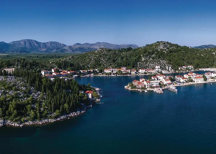 Appartement Amazing In With Wifi Blace