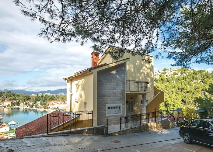 Amazing In With Wifi Blace