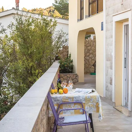 Apartman Amazing In With Wifi Blace