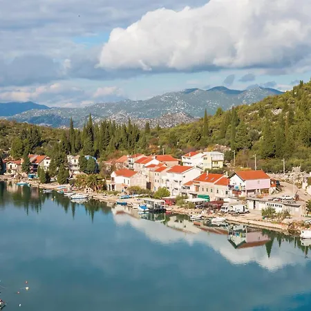 Amazing In With Wifi Apartman